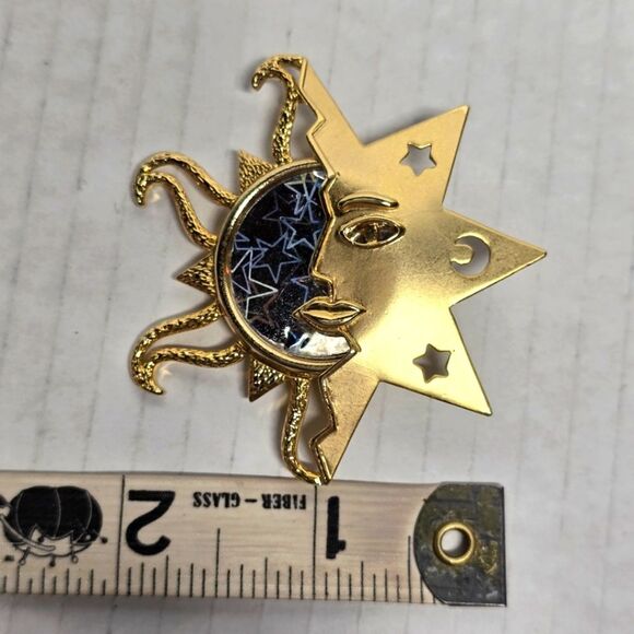 Vintage 80s Sun and Moon with Stars Celestial Holographic Brooch Boho Astrology - Picture 5 of 8